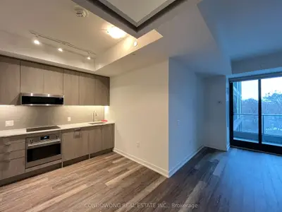 250 Lawrence Avenue W 601, Toronto C04, On M5m 1b2