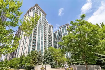 35 Bales Avenue 1515, Toronto C14, On M2n 7l7