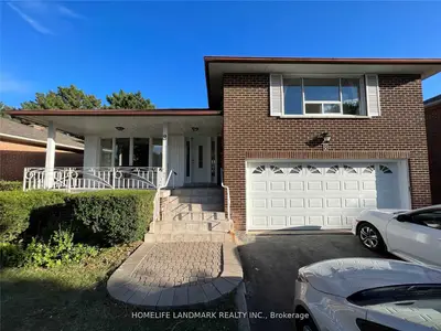 Detached in Toronto