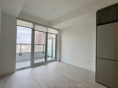 20 Inn On The Park Drive 730, Toronto C13, On M3c 0p7