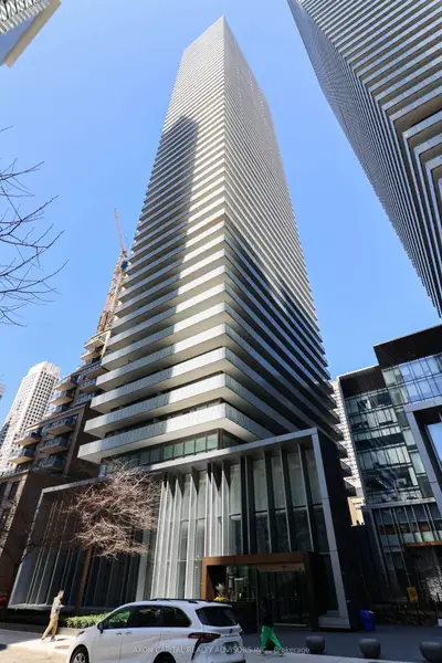 42 Charles Street E 4004, Toronto C08, On M4y 1n3