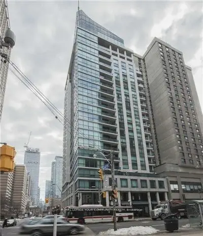 Condo Apartment in Toronto