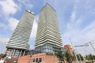 390 Cherry Street 303, Toronto C08, On M5a 0e2