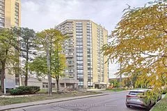 240 Heath Street W 204, Toronto C03, ON M5P 3L5