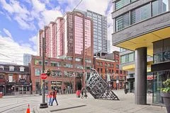 393 King Street W 501, Toronto C01, On M5v 3g8