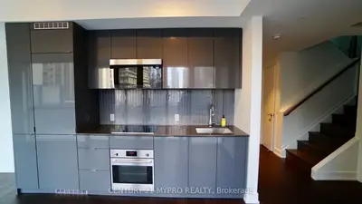 Condo Apartment in Toronto