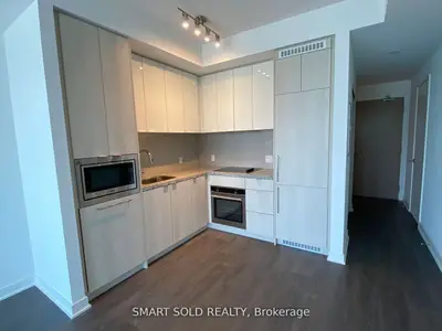 125 Blue Jays Way 3610, Toronto C01, On M5v 0n5