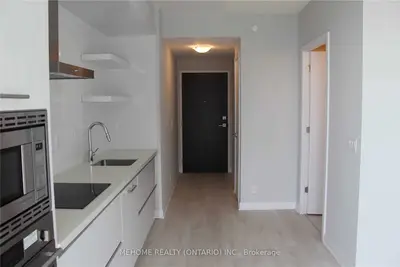2221 Yonge Street 4906, Toronto C10, On M4s 0b8