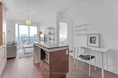 1030 King Street W Ph23, Toronto C01, On M6k 0b4