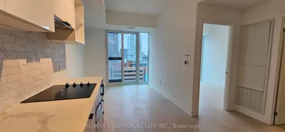 252 Church Street 3317, Toronto C08, On M5b 1z2