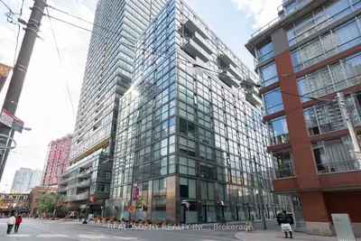 25 Oxley Street 1108, Toronto C01, On M5v 2j5