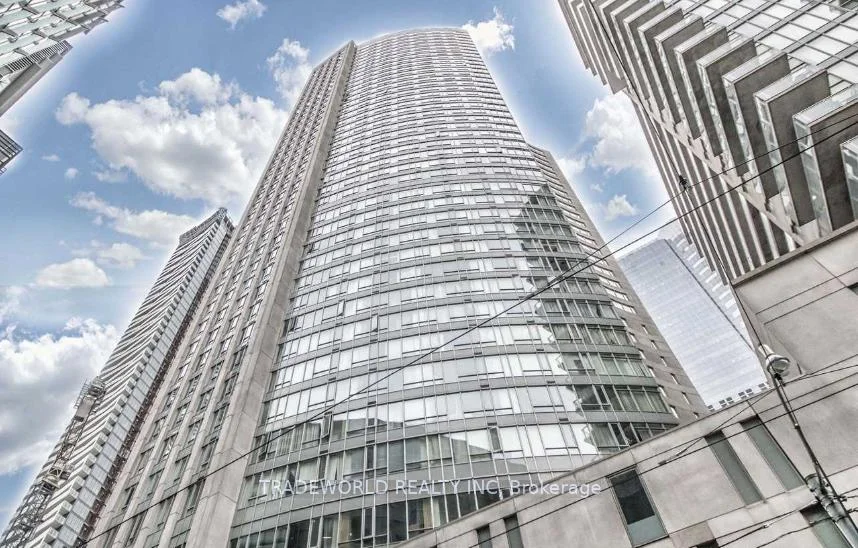 210 Victoria Street 3707, Toronto C08, ON M5B 2R3