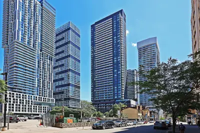 Condo Apartment in Toronto
