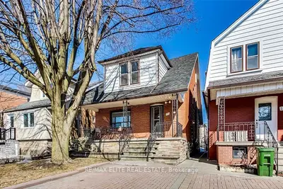 Detached in Toronto