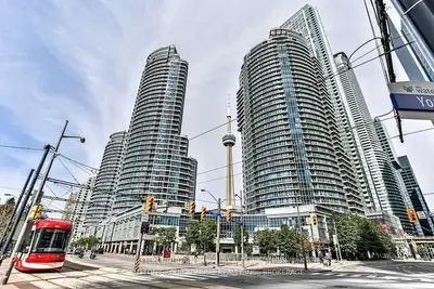 Condo Apartment in Toronto