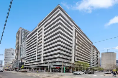 Condo Apartment in Toronto