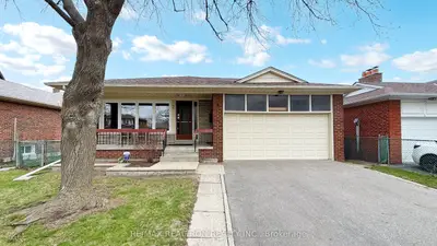 Detached in Toronto