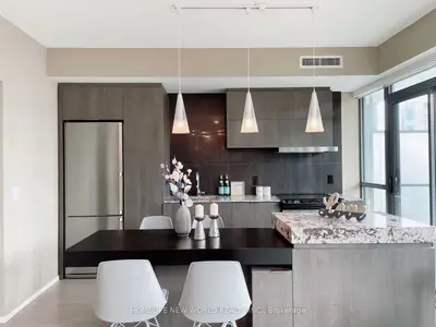 101 Charles Street E 1705, Toronto C08, On M4y 1v2