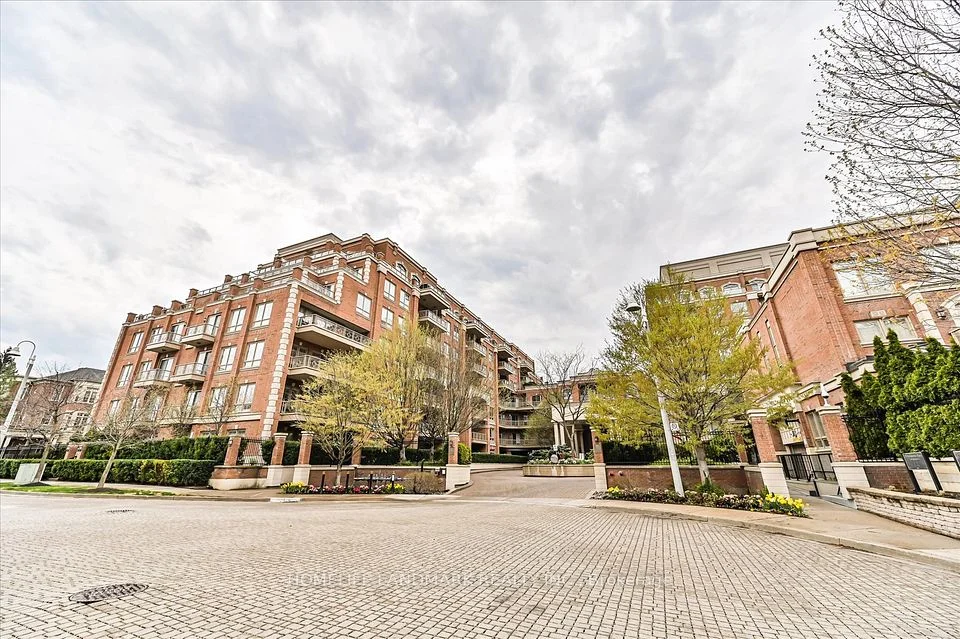 20 Burkebrook Place 221, Toronto C12, On M4g 0a1