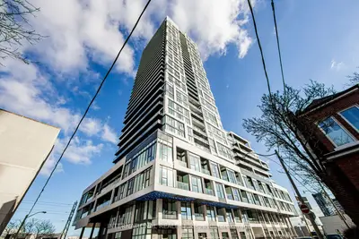 5 Defries Street 1014, Toronto C08, On M5a 0w7