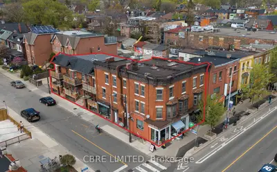 688 Bloor Street W, Toronto C02, ON M6G 1L2
