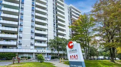 Condo Apartment in Toronto
