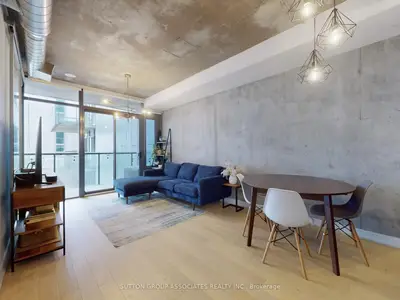 Condo Apartment in Toronto