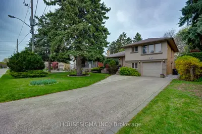 Detached in Toronto
