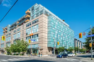 Condo Apartment in Toronto
