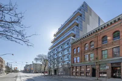 Condo Apartment in Toronto
