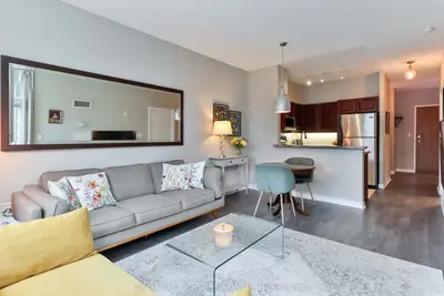 Condo Apartment in Toronto