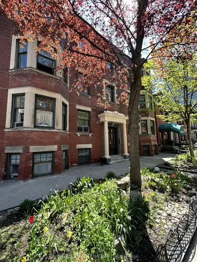 67 Gloucester Street 8, Toronto C08, On M4y 1l8