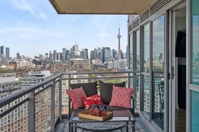 Condo Apartment in Toronto