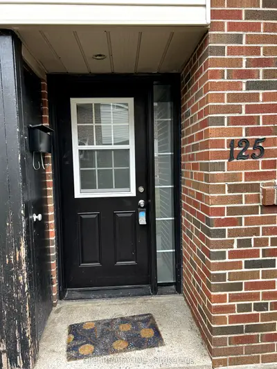 Condo Townhouse in Toronto