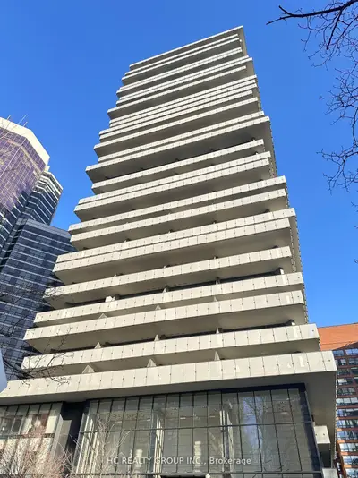 Condo Apartment in Toronto