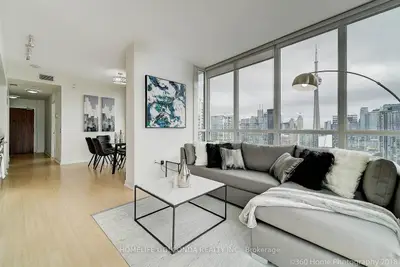 Condo Apartment in Toronto