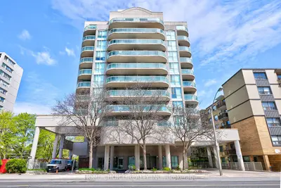 Condo Apartment in Toronto
