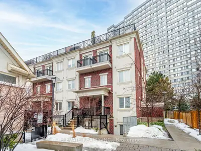 Condo Apartment in Toronto