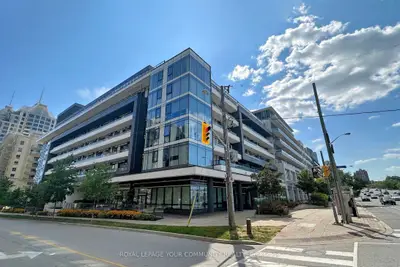 Condo Apartment in Toronto