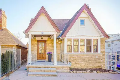 Detached in Toronto