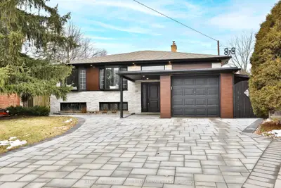 Detached in Toronto