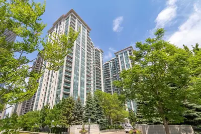 Condo Apartment in Toronto