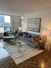 133 Erskine Avenue 301, Toronto C10, On M4p 1y8