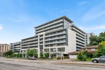 Condo Apartment in Toronto