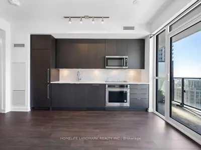 38 Iannuzzi Street 1603, Toronto C01, On M5v 0s2