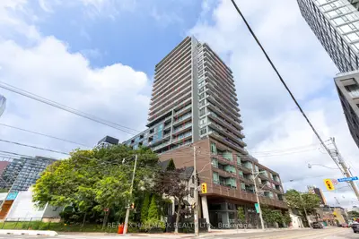 Condo Apartment in Toronto