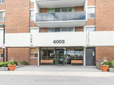 Co-op Apartment in Toronto