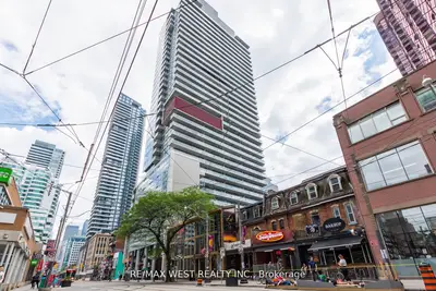 Condo Apartment in Toronto