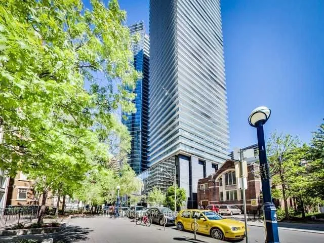 33 Charles Street E 1411, Toronto C08, ON M4Y 0A2