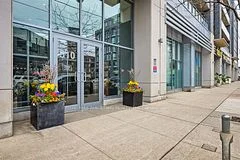 510 King Street 608, Toronto C08, ON M5A 1M1